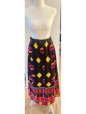 Vintage Folk Style/Mexican Maxi Skirt. Vibrant, Stretchy (60s/70s) Wowza!!!!